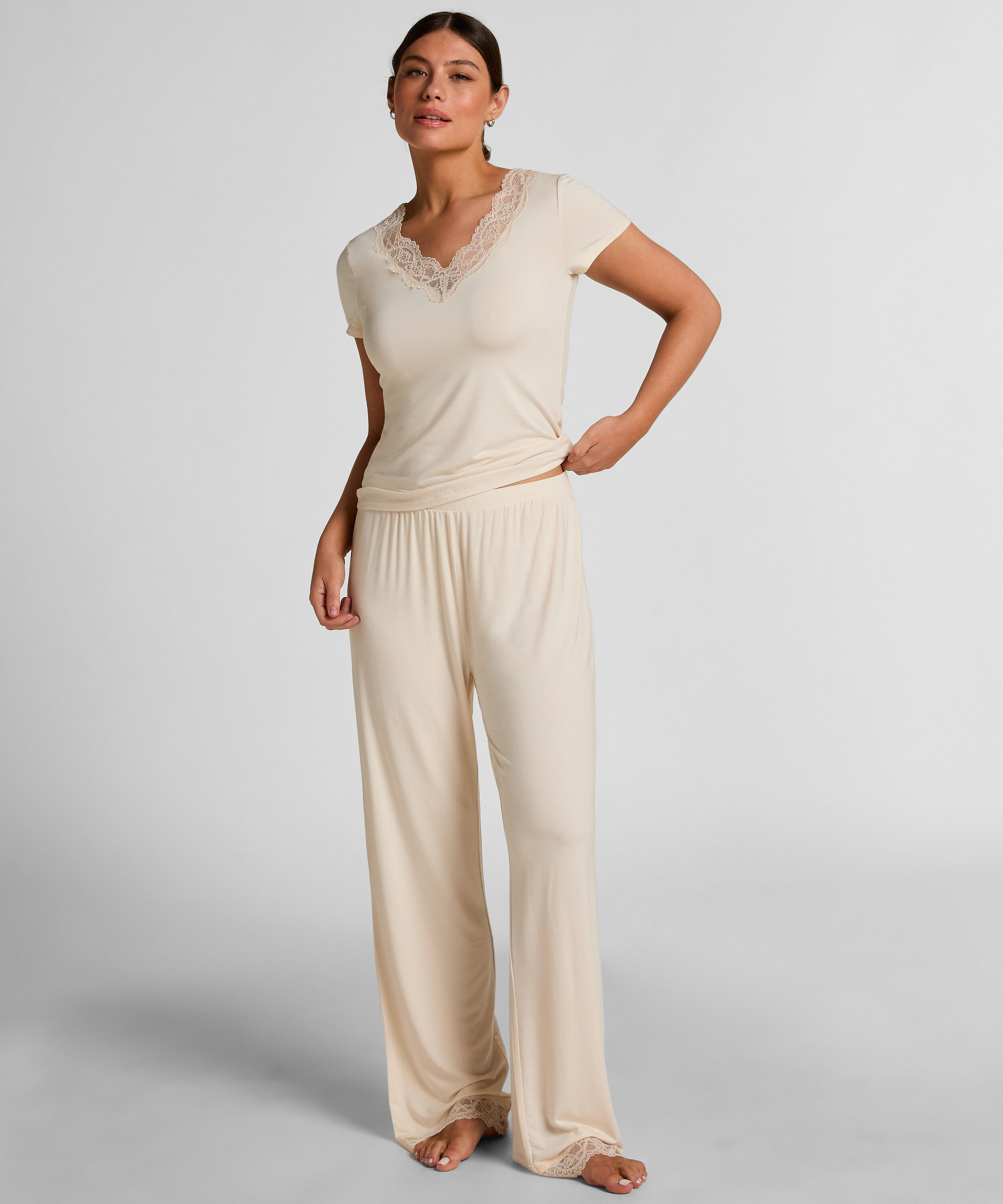 Nana pyjamasset, Gul