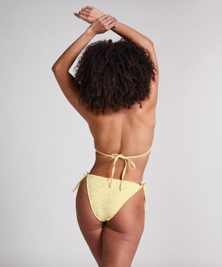 Crochet triangel-bikinitopp, Gul