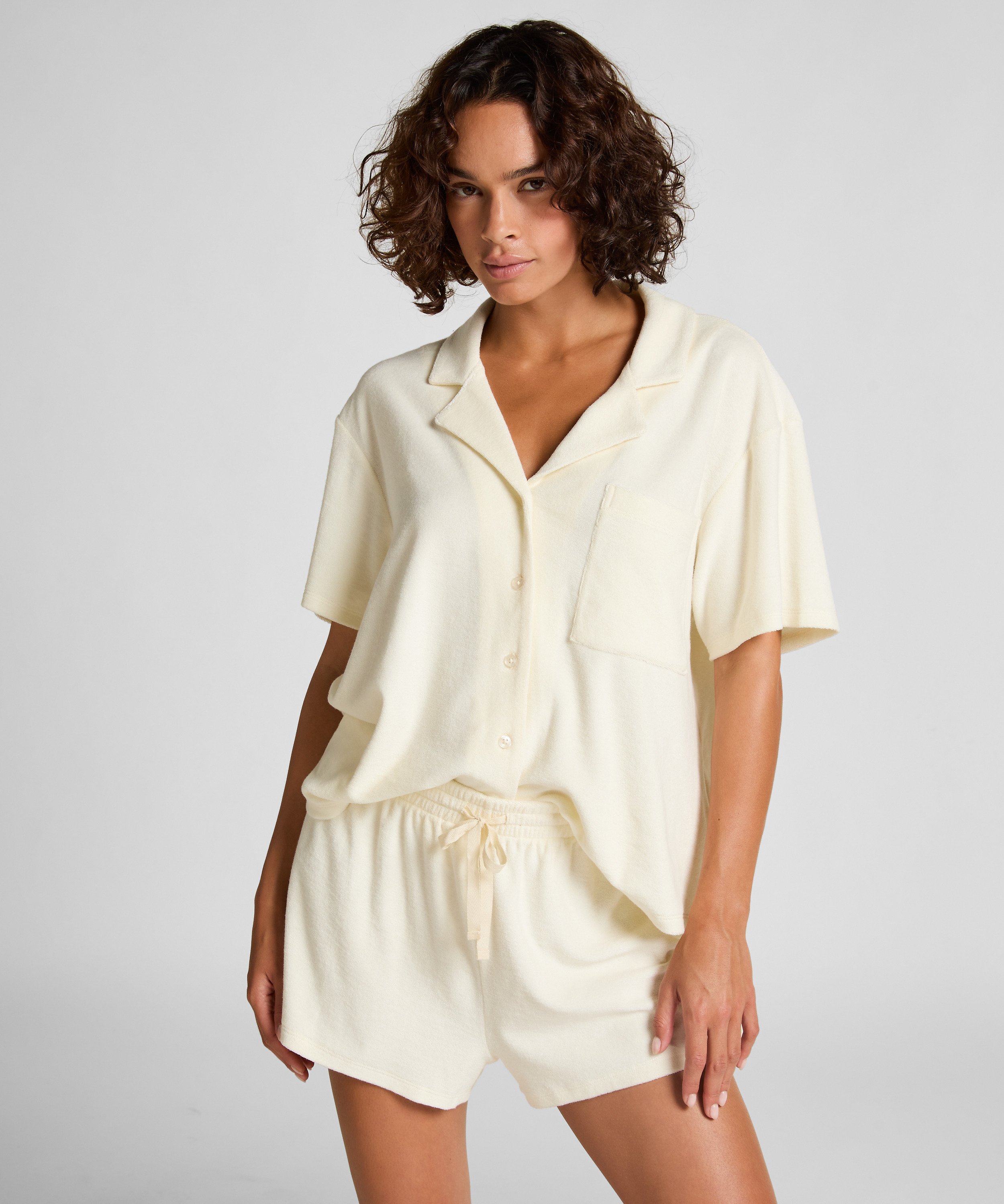 Shorts i frott&eacute;textur, Vit, main