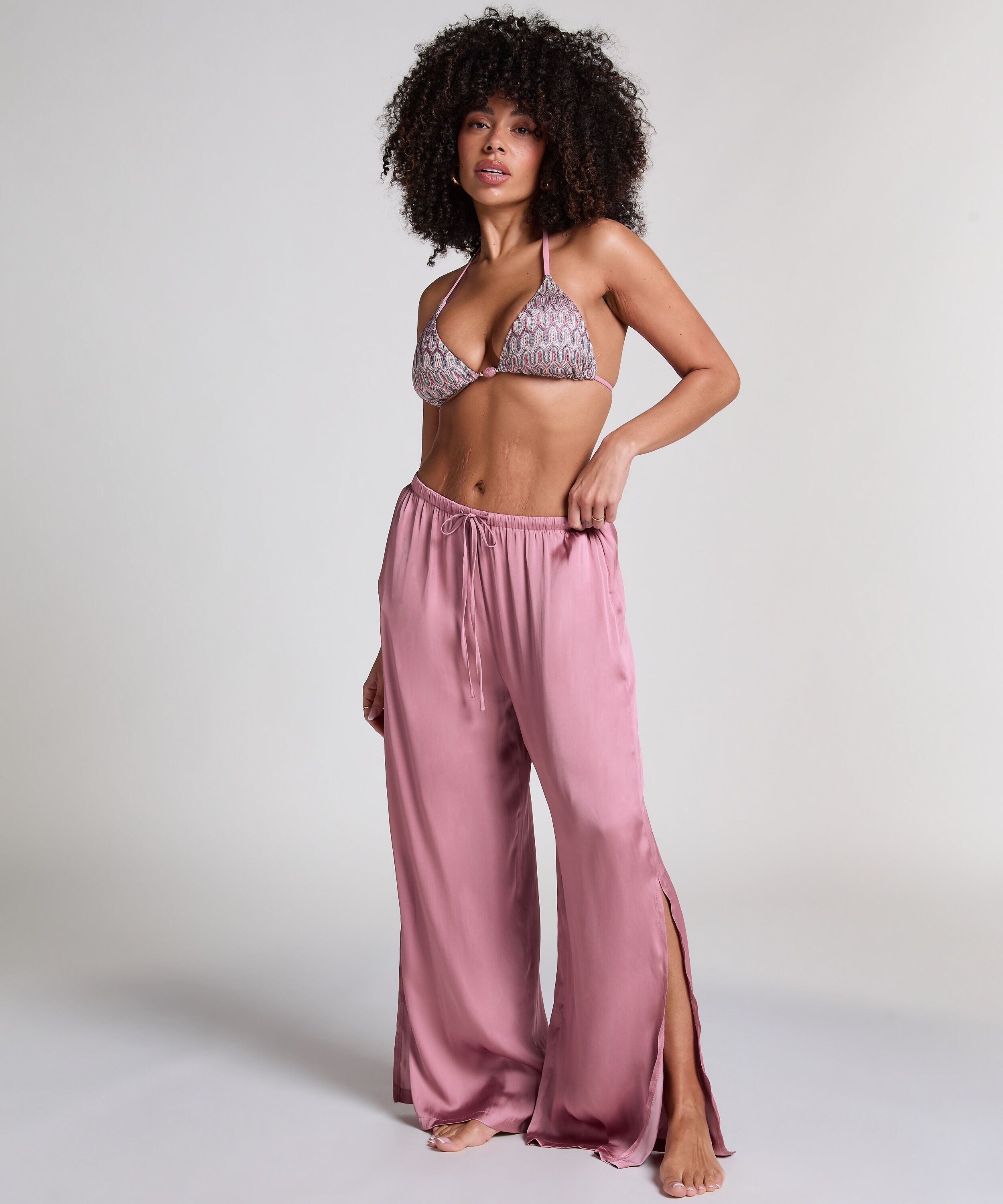 Strandbyxa i satin, Rosa